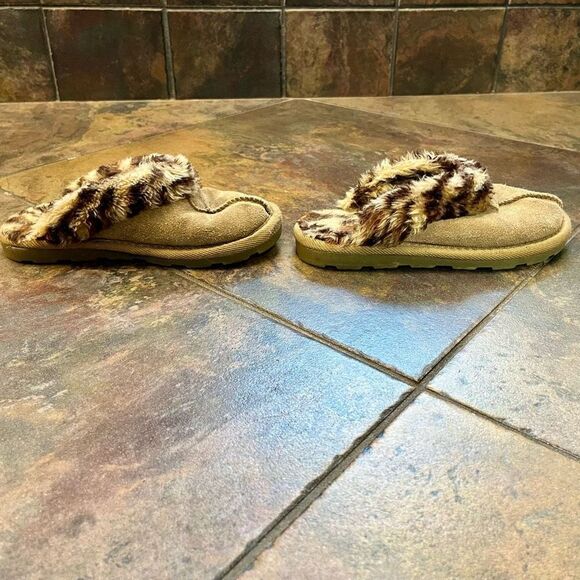 Girl’s Faux Suede Fur Animal Print Slippers Size Small 13-1 - Picture 4 of 9